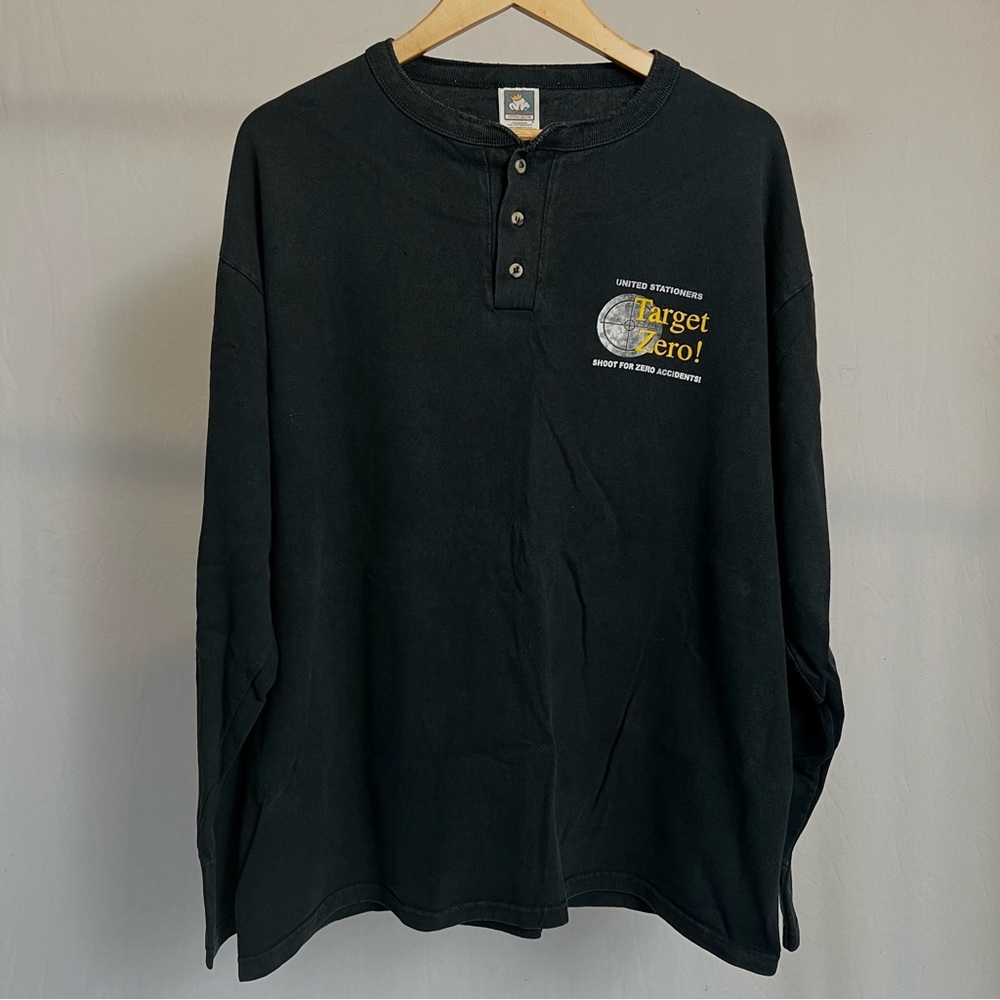 black long sleeve work tee